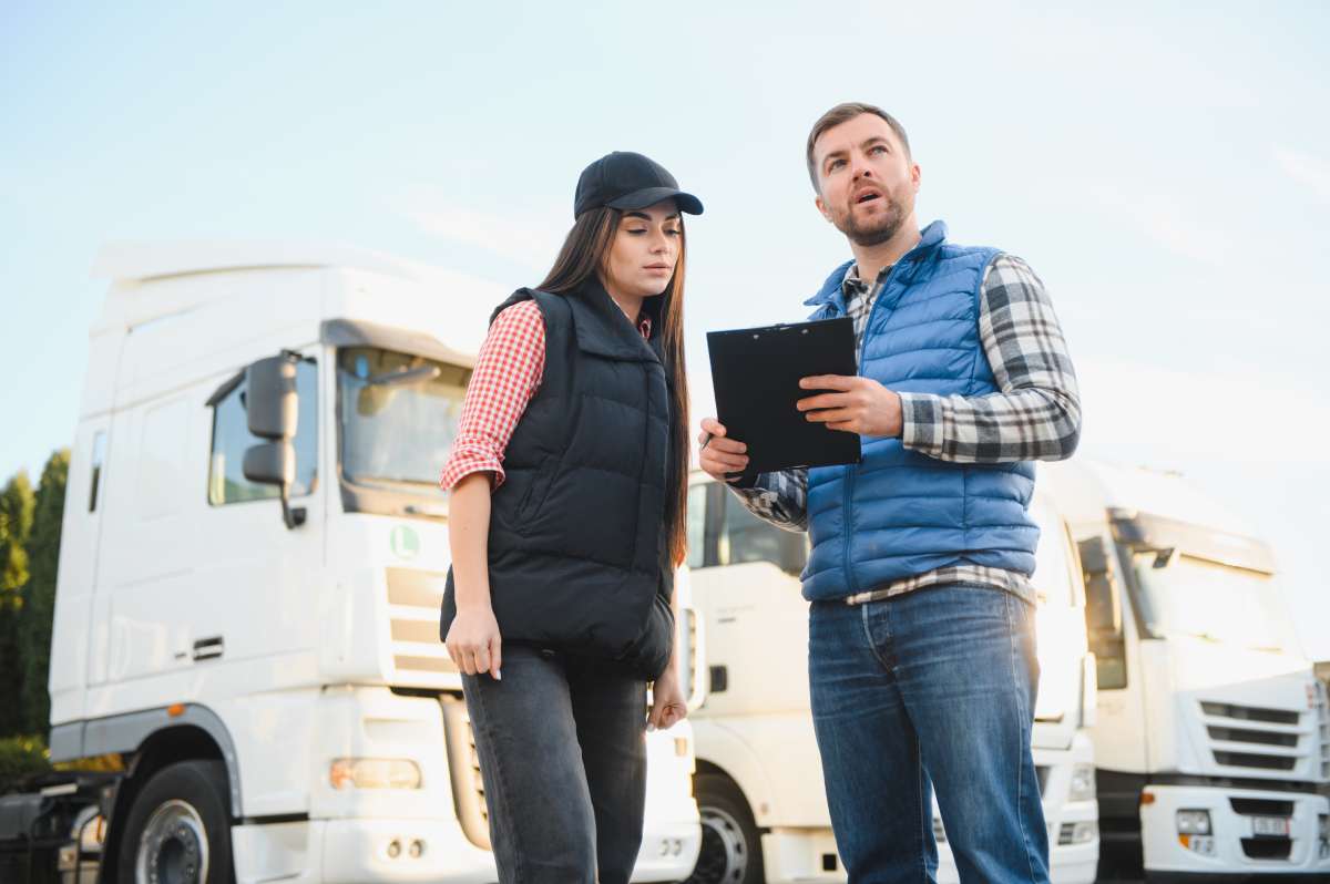 Cross Docking Specialists Coordinating A Shipment